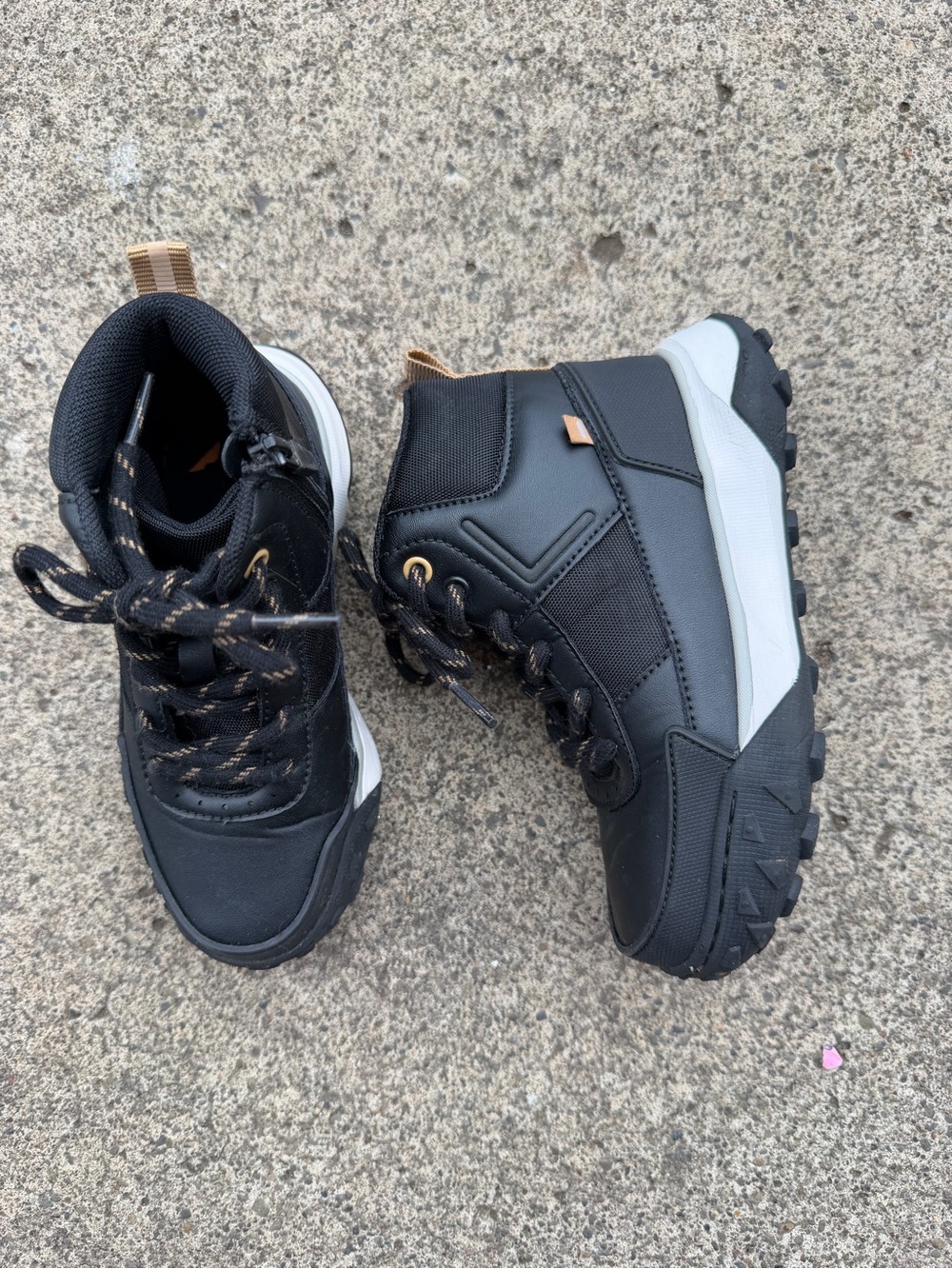 Zara Toddler Sneakers size 29 Black and White Kids High-Top Trail Sneakers